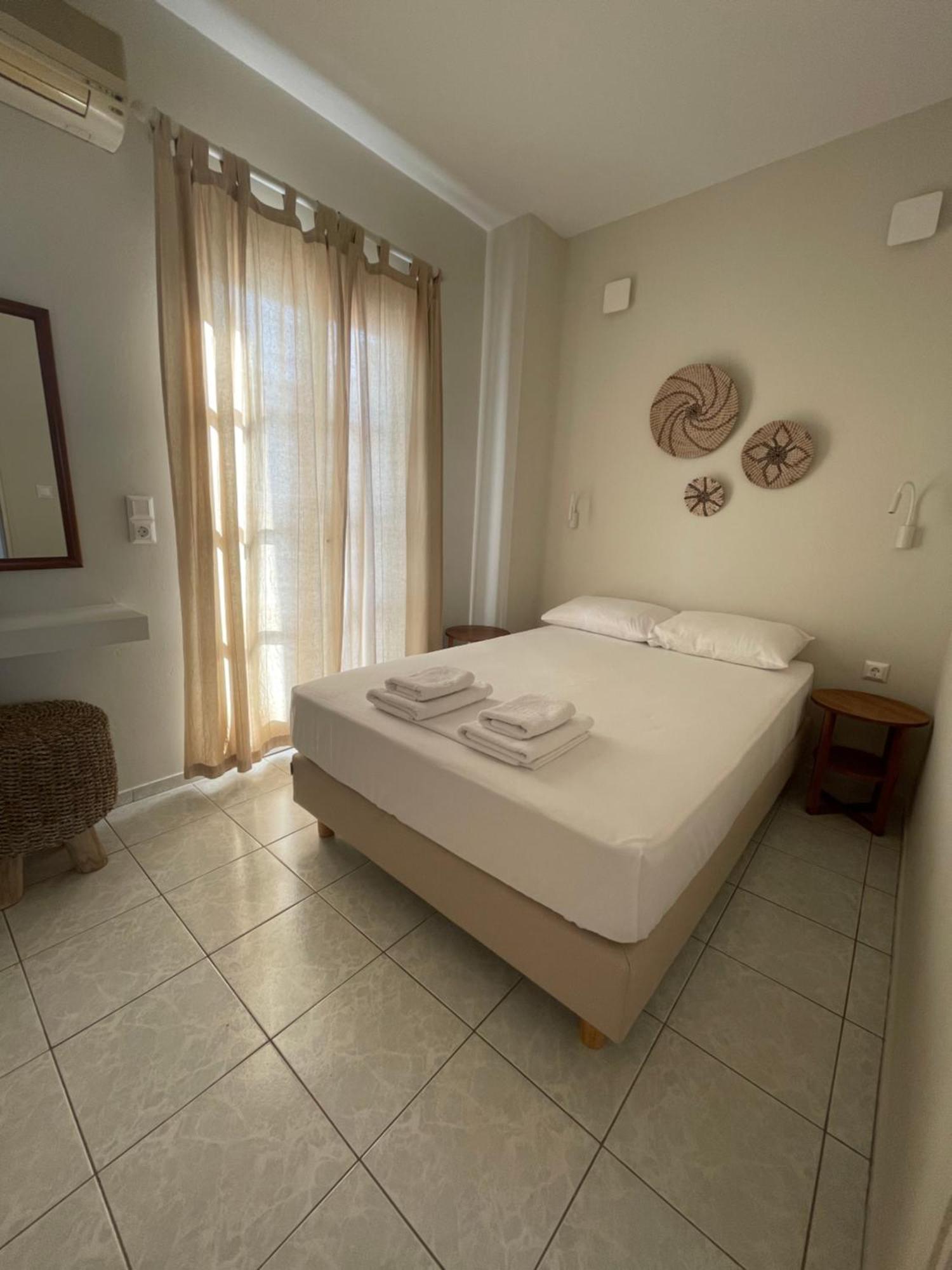 Manto Apartments Tínos Extérieur photo